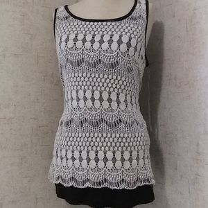 SIGNATURE STUDIO L Knitted Black+Cream Top